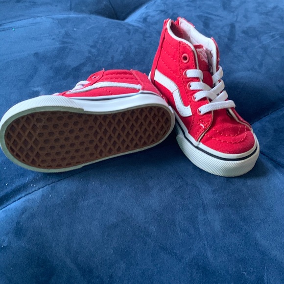 Toddler red Vans size 4C like new - Picture 5 of 7